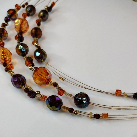 Vintage Amber Iridescent Necklace & Earring Set - Picture 4 of 16